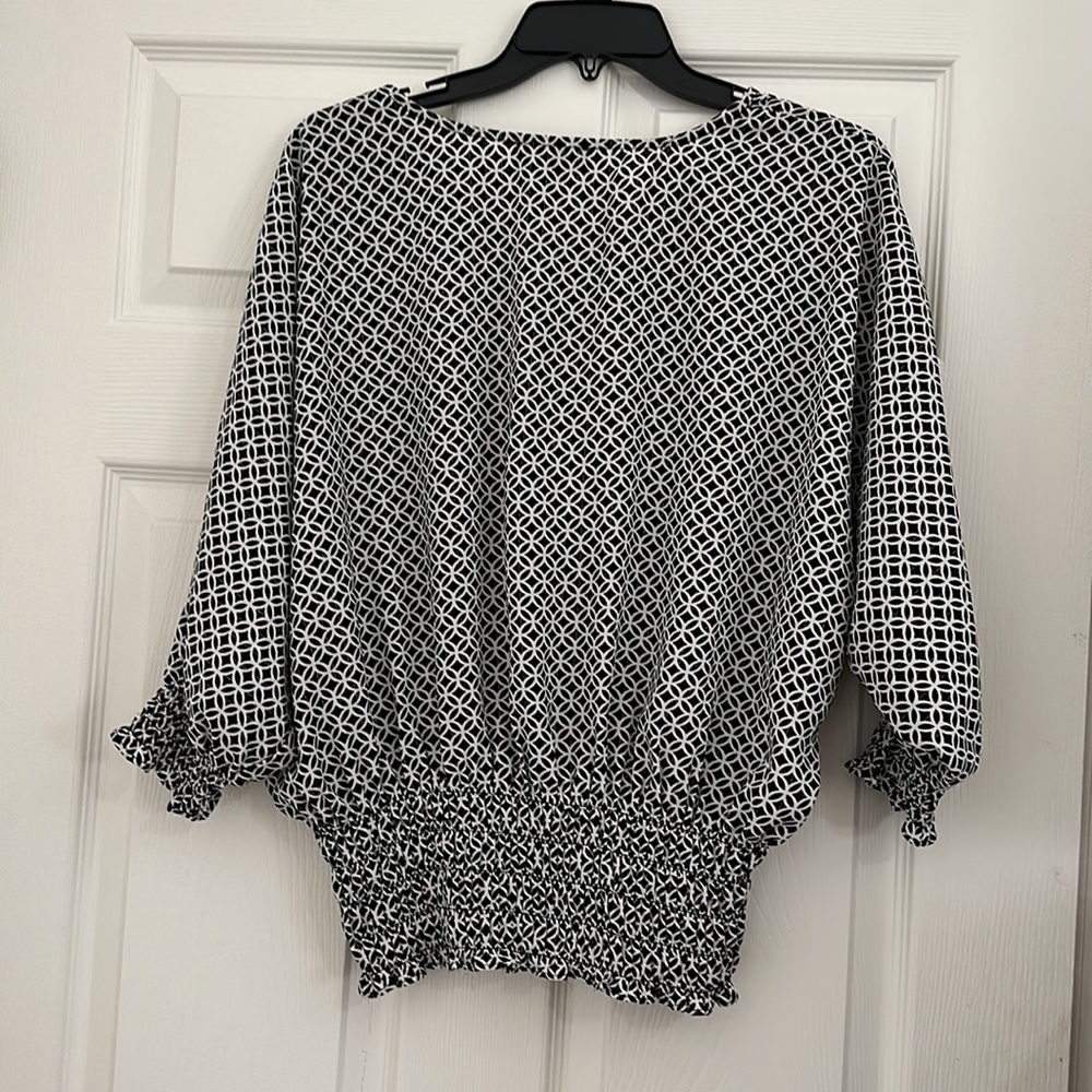 1 State blouse - Picture 2 of 3